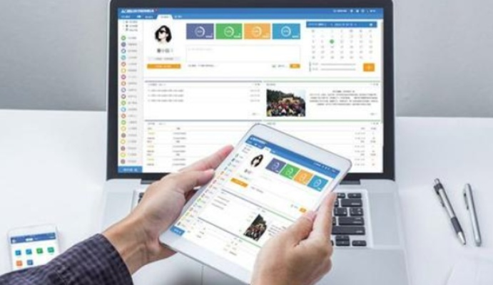 在手机和电脑上协同工作,实现无缝衔接的移动办公需求,以下推荐3-5款极佳的软件组合,并融入qq红包的版本和qq红包版本过低等关键词,同时结合云同步功能和使用场景描述